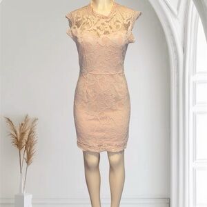 SANS SOUCI SIZE LARGE Elegant Lace Dress in Cream